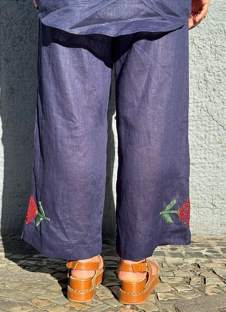 Calça Flor em Passarela