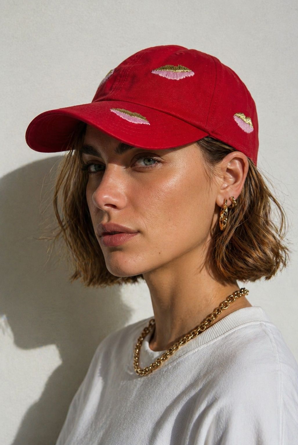 Boné Beijo Vermelho