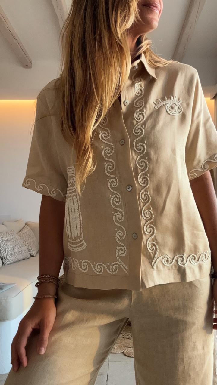 Camisa Manga Curta Atena Areia